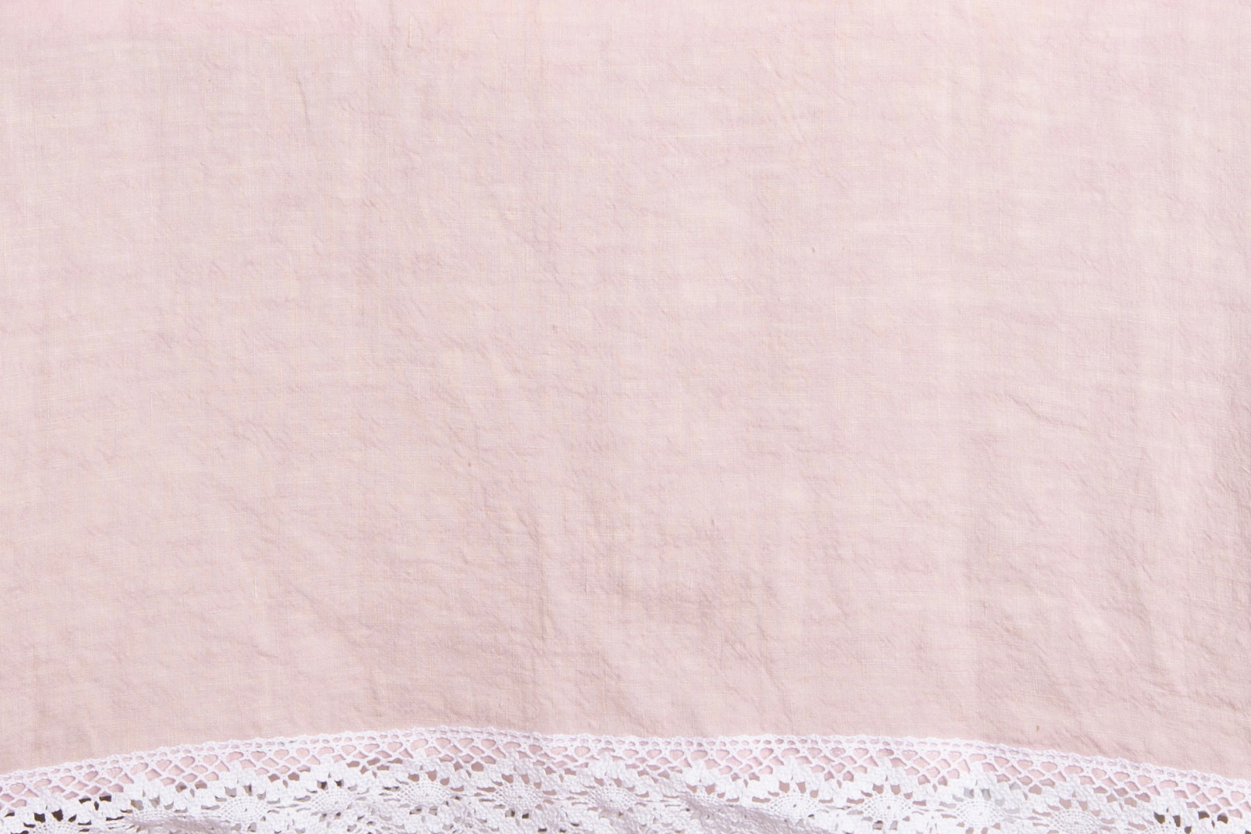 Runner da tavola in 100% puro lino lavato delavè stone washed morbido resistente elegante made in italy Rosa con Pizzo