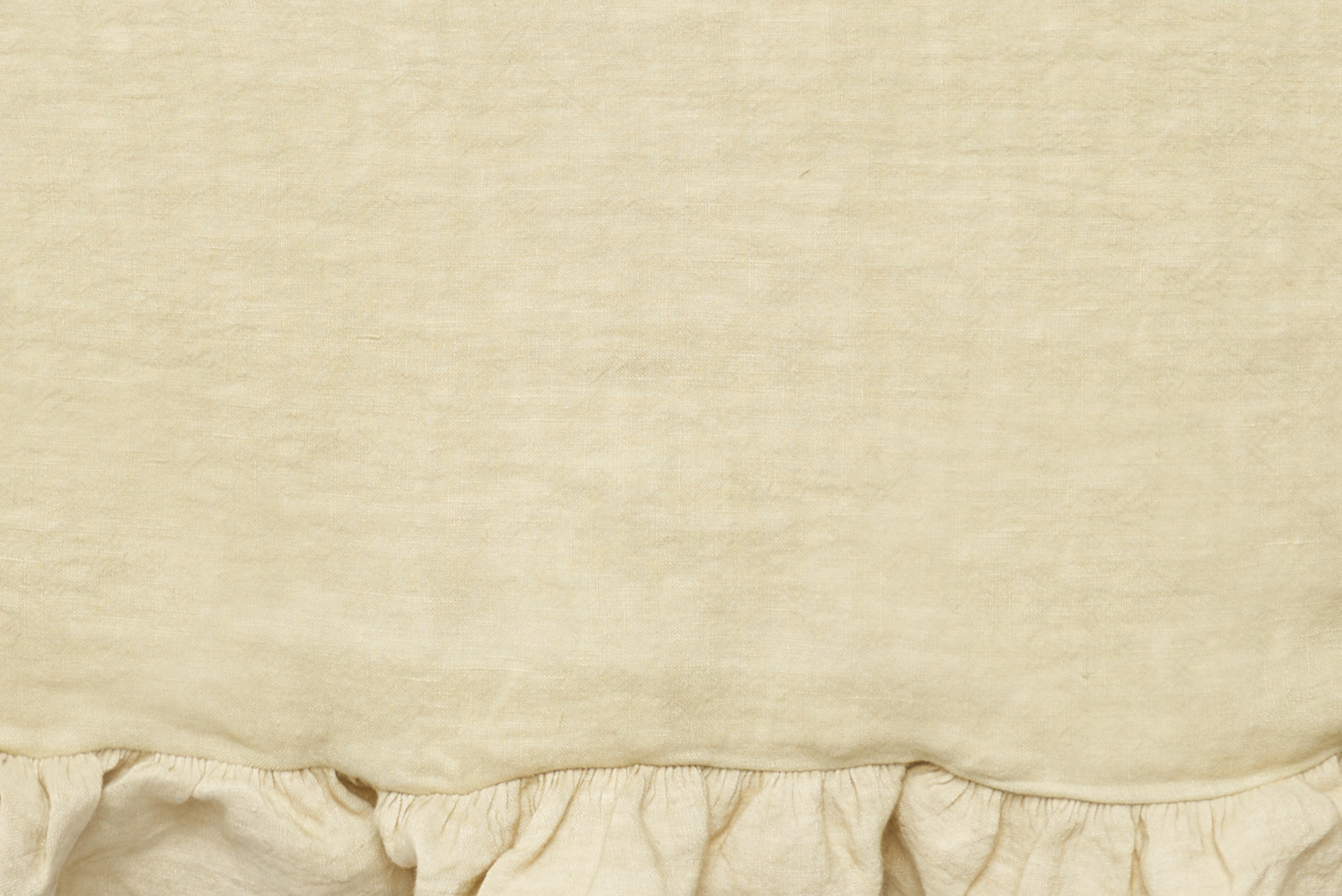 Tovaglia da tavola in 100% puro lino lavato delavè stone washed morbido resistente elegante made in italy  Sabbia con Frou Frou