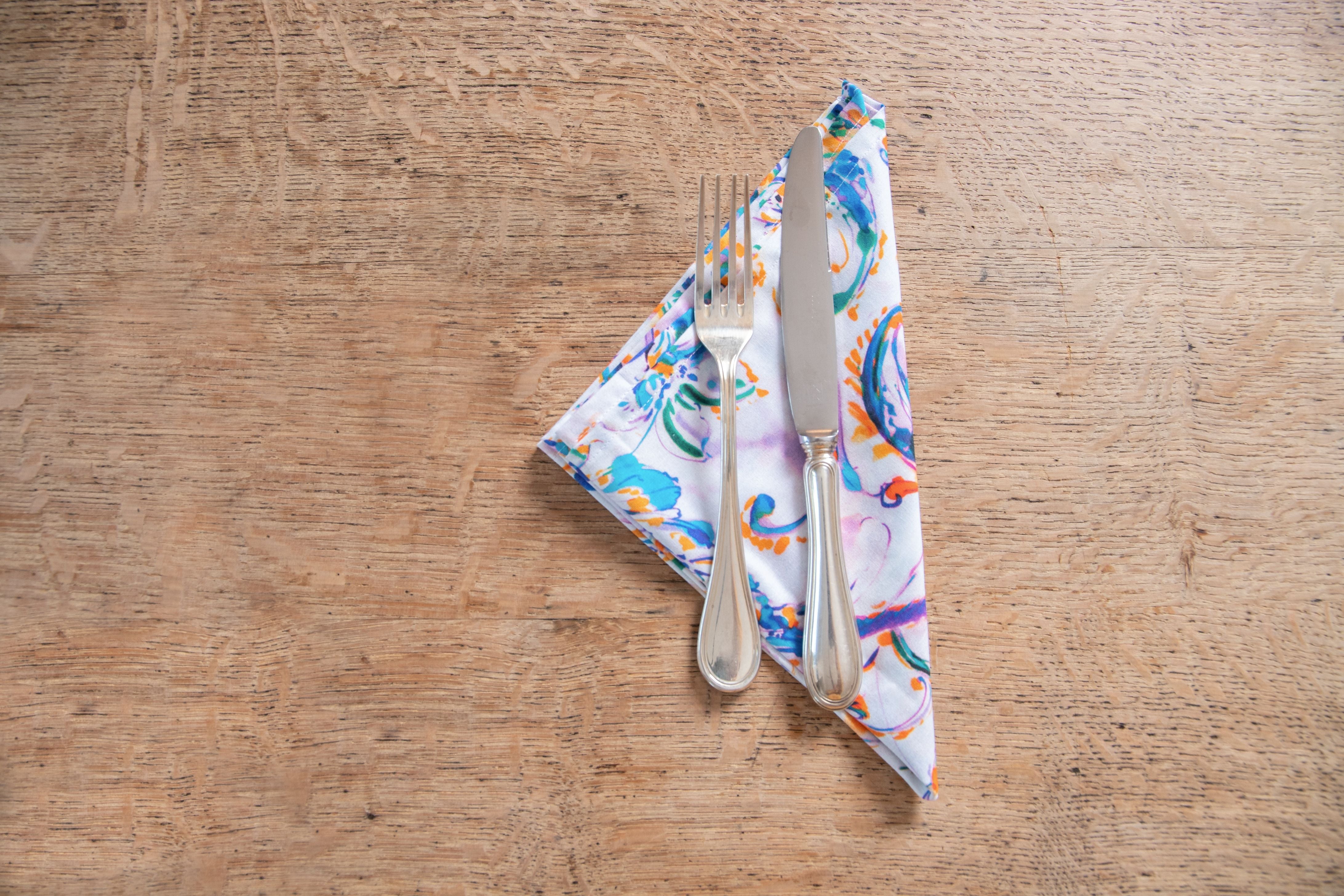 Set di 6 tovaglioli da tavola in stoffa 45 x 45 CM 100% cotone stampa digitale dai colori vivi ed intensi lavabili in lavatrice made in Italy PAISLEY ACQUAMARINA