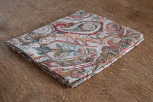 Runner da tavola in 100% cotone stampa digitale dai colori vivi ed intensi lavabile in lavatrice made in Italy PAISLEY BORDEAUX