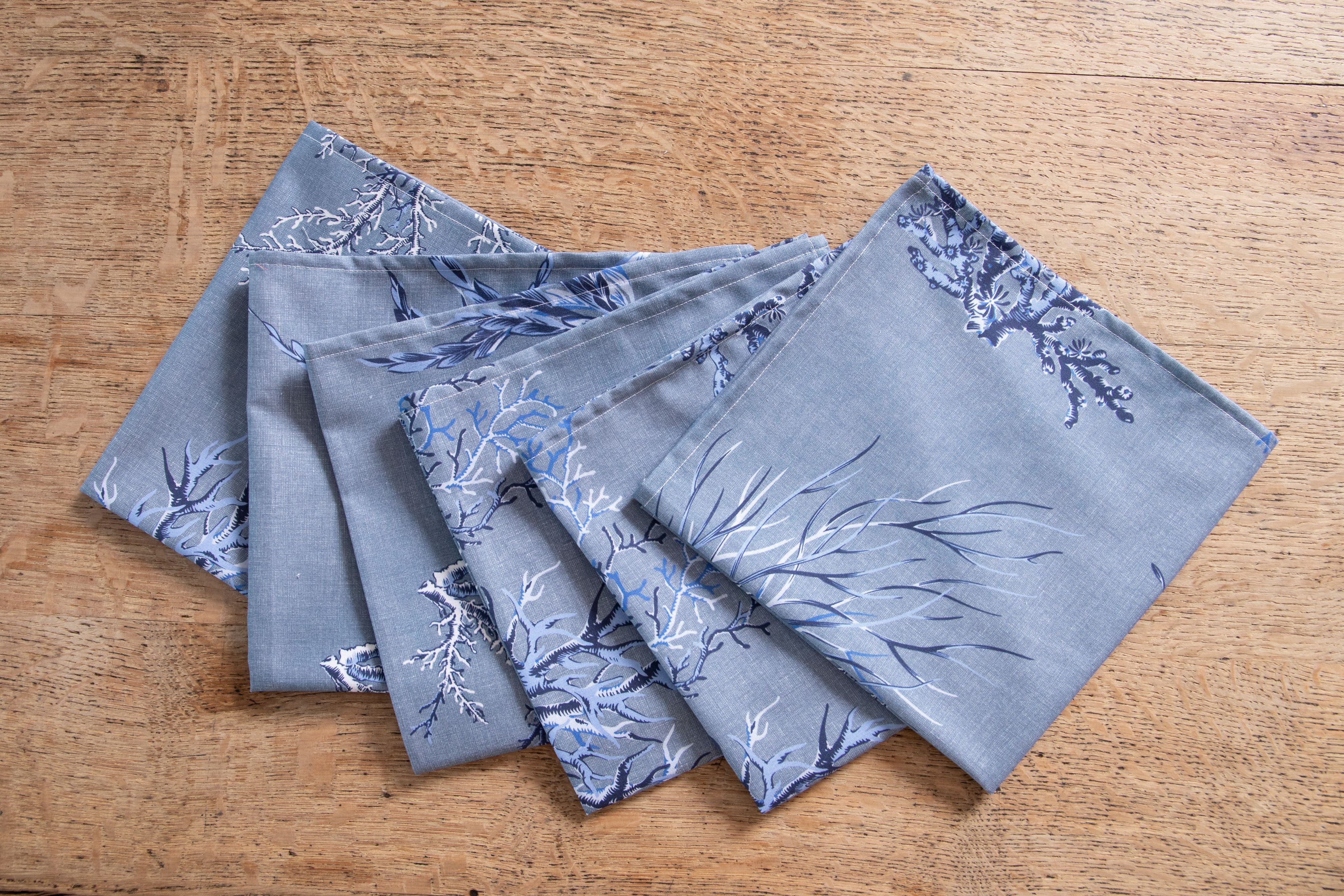 Set di 6 tovaglioli da tavola in stoffa 45 x 45 CM 100% cotone stampa digitale dai colori vivi ed intensi lavabili in lavatrice made in Italy MARE D'INVERNO