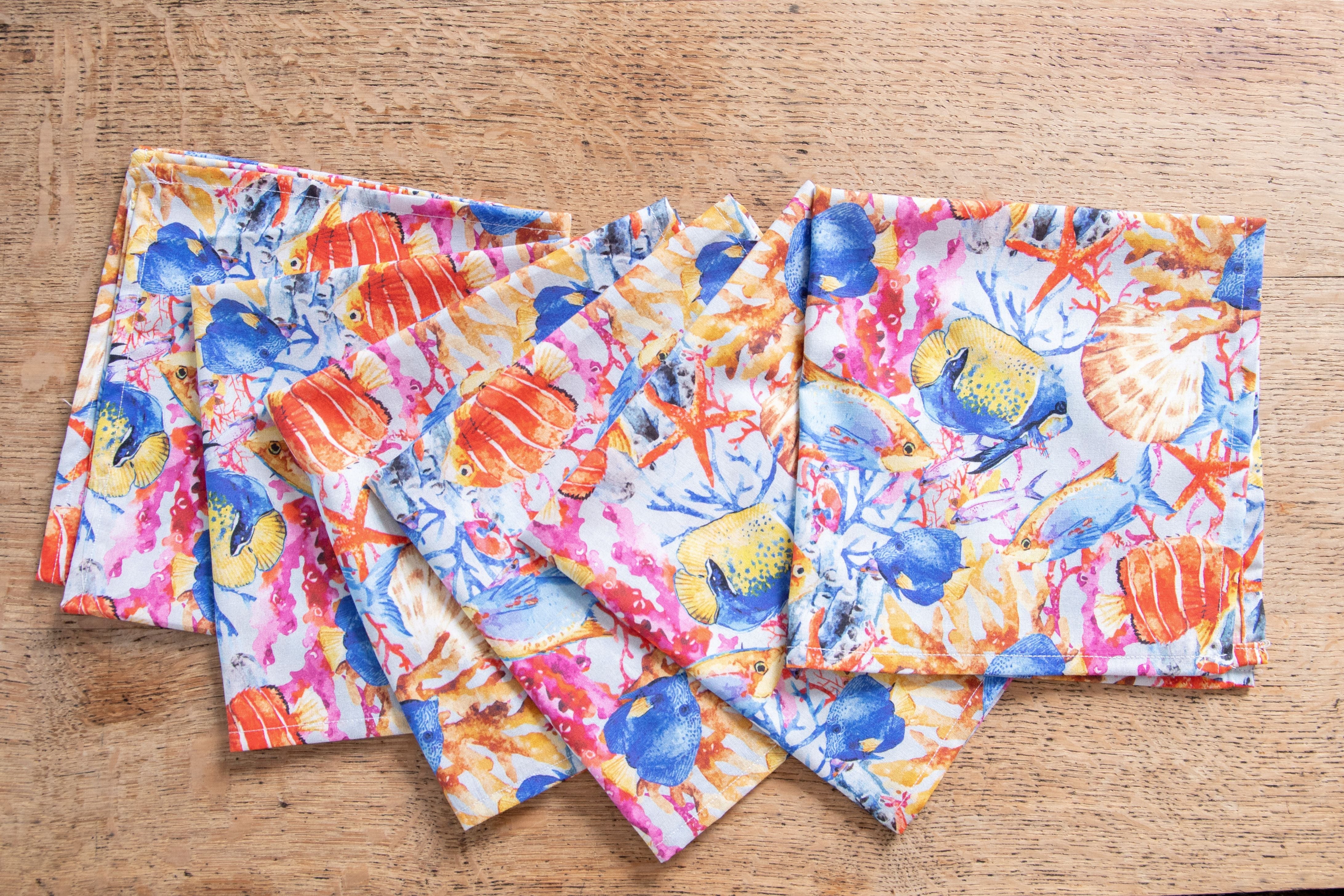 Set di 6 tovaglioli da tavola in stoffa 45 x 45 CM cotone stampa digitale dai colori vivi ed intensi lavabili in lavatrice made in Italy MARINO PESCI ROSSI